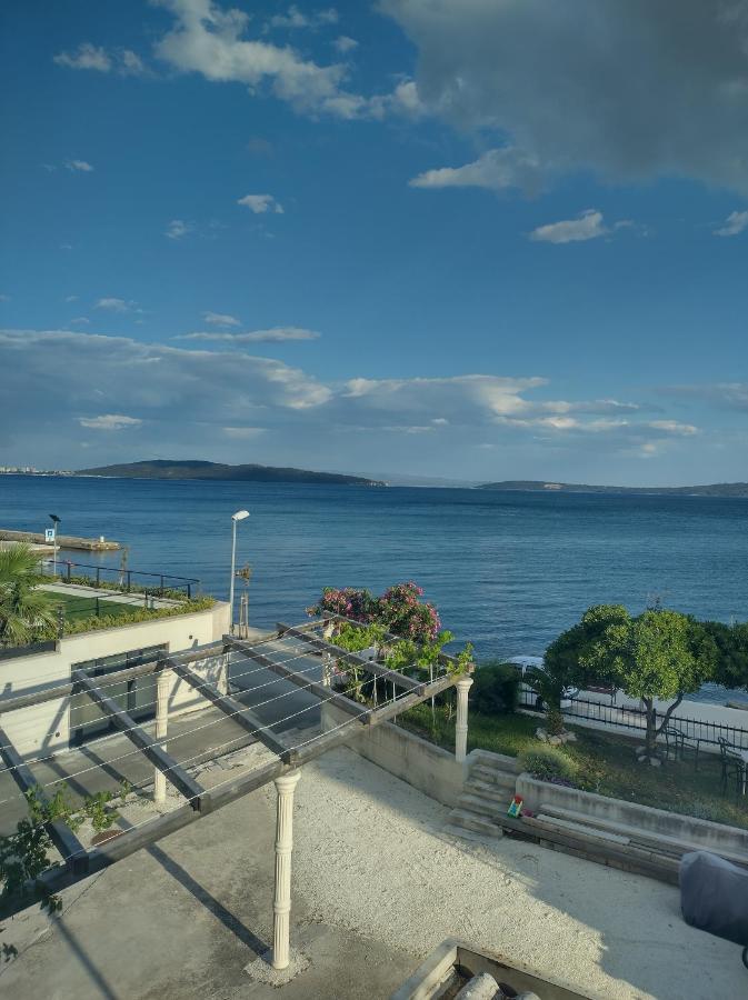 Apartman Ll S Pogledom I Izmedu Splita I Trogira Su Kastela Dalmacija Hrvatska ภายนอก รูปภาพ