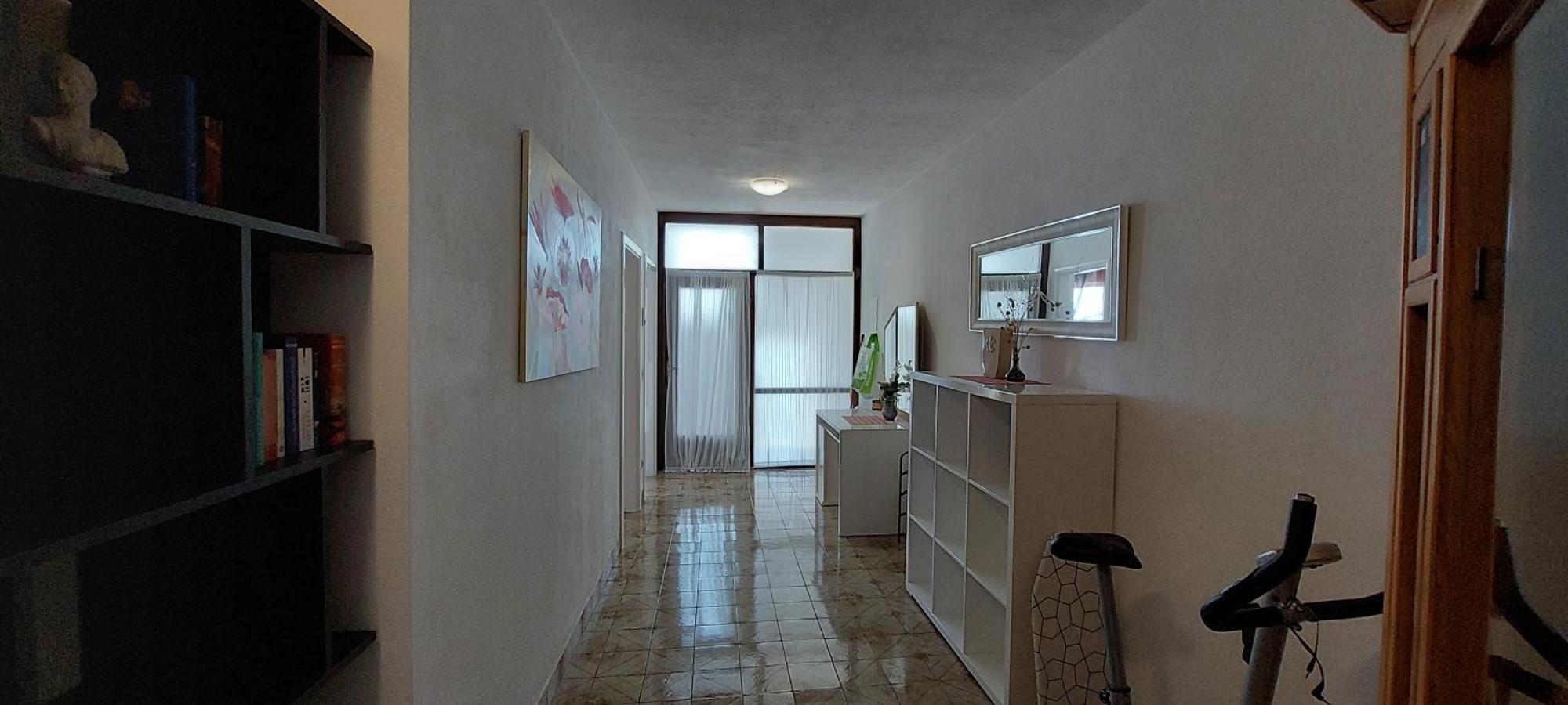 Apartman Ll S Pogledom I Izmedu Splita I Trogira Su Kastela Dalmacija Hrvatska ภายนอก รูปภาพ