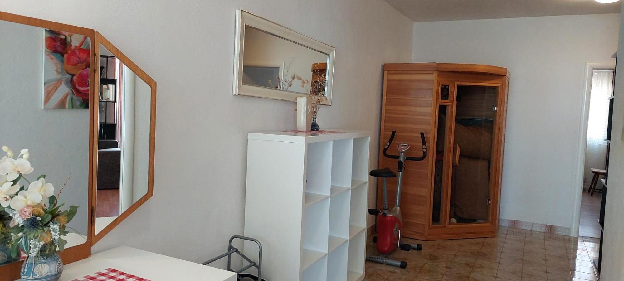 Apartman Ll S Pogledom I Izmedu Splita I Trogira Su Kastela Dalmacija Hrvatska ภายนอก รูปภาพ